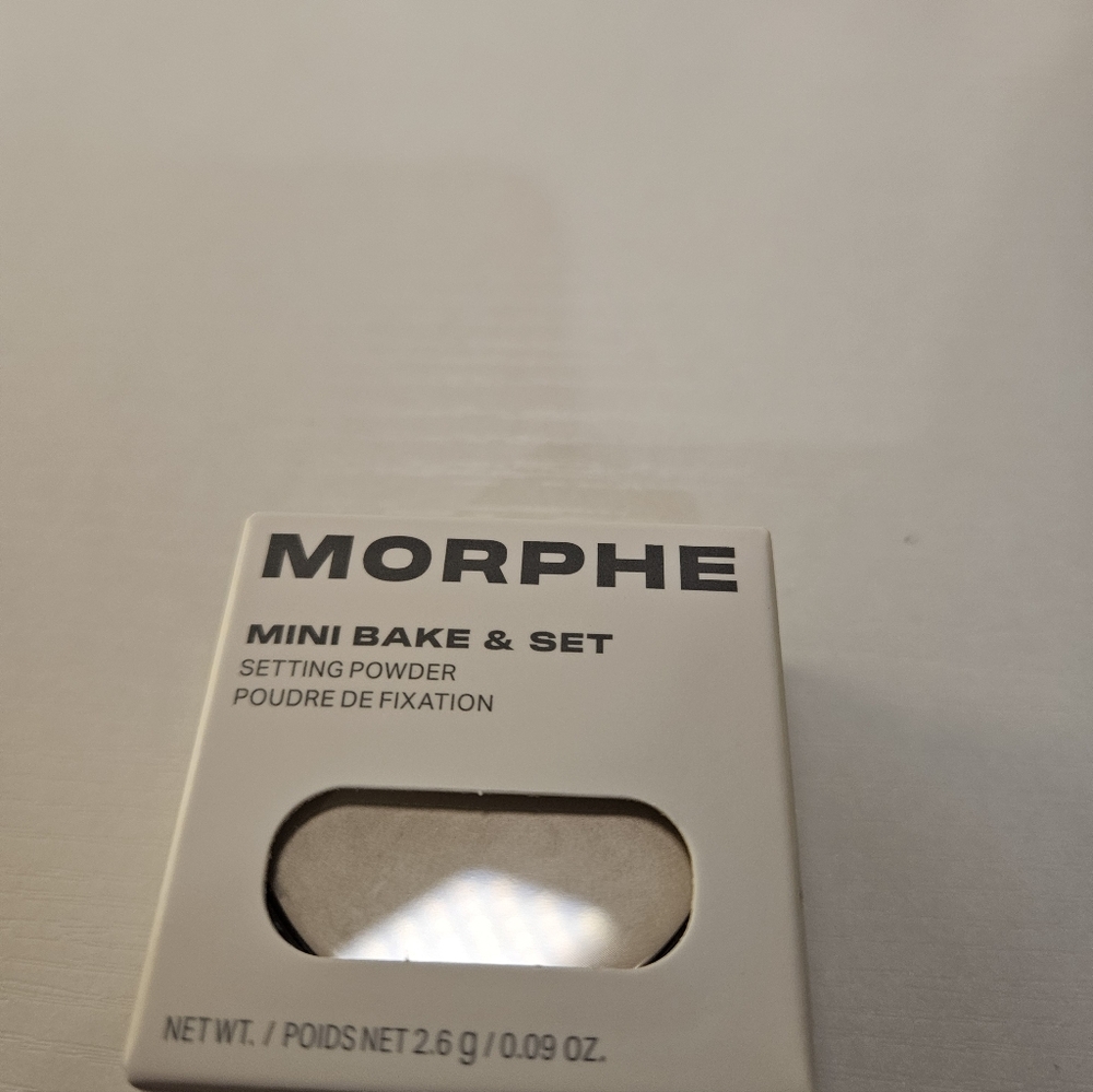 Morphe Mini Bake & Set Setting Powder - Picture 8 of 16